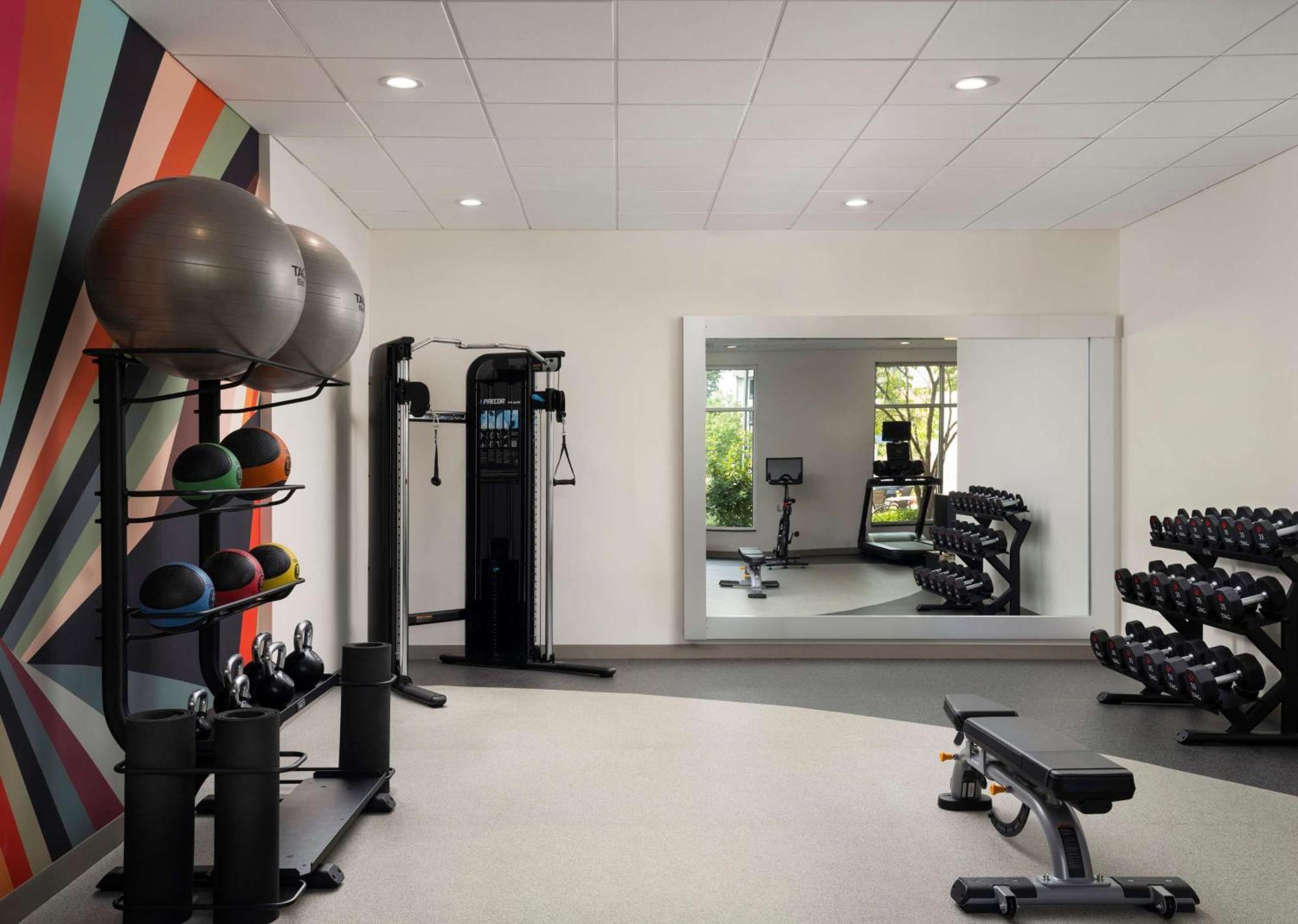 Hilton Garden Inn Ann Arbor Ngoại thất bức ảnh
